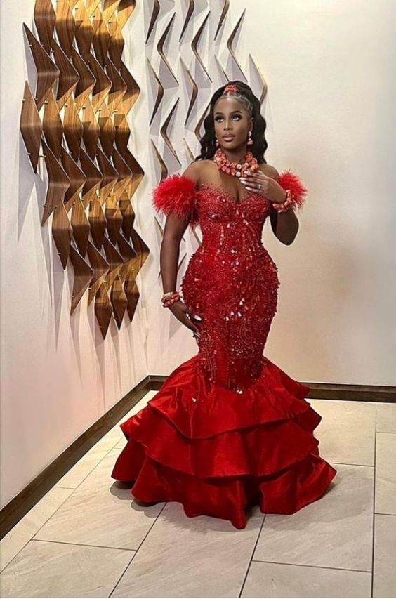 Luxury Red Mermaid Aso Ebi Prom Dresses Feathers Cap Sleeves Cryatals formalgowns