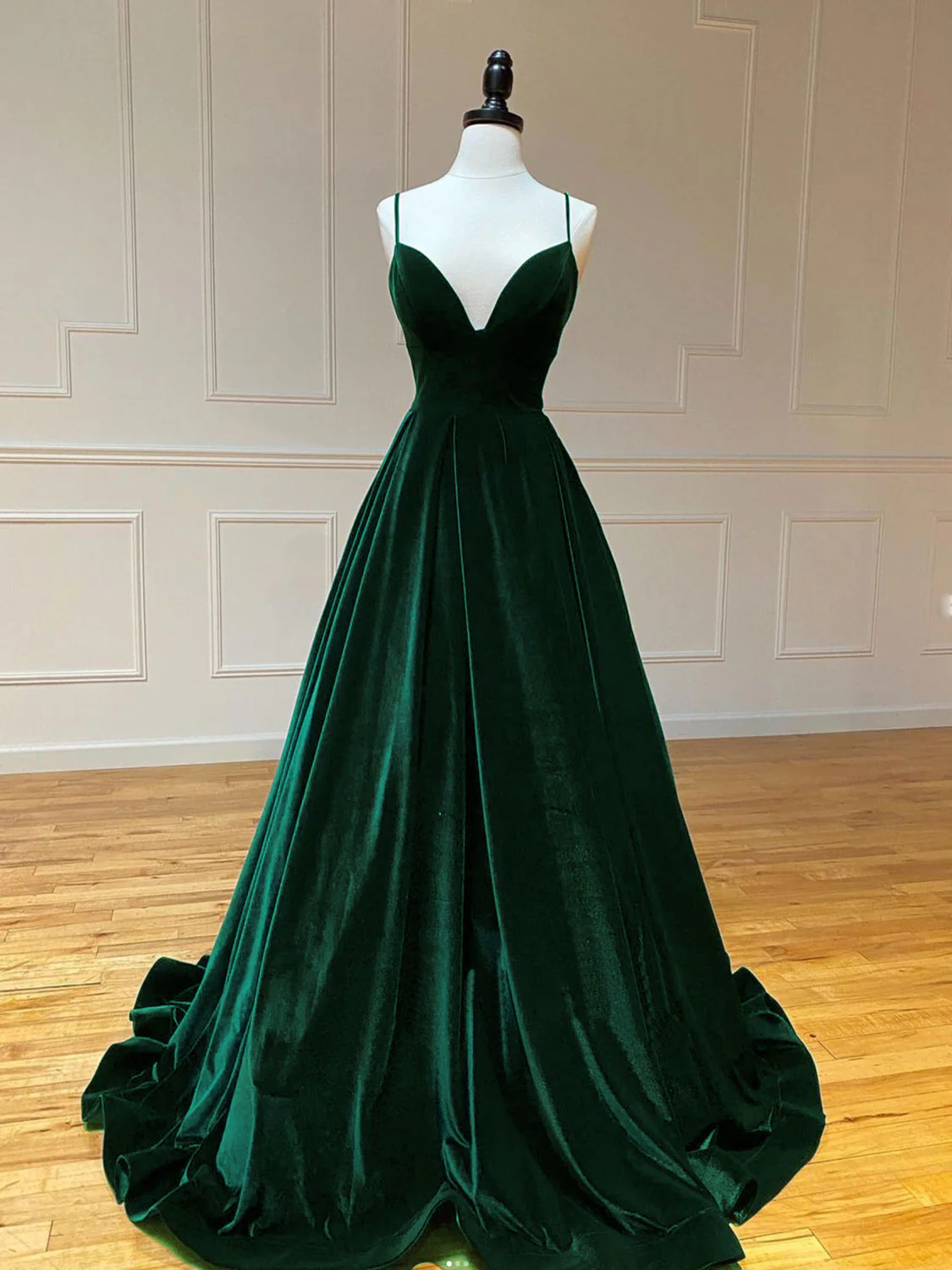 Long velvet formal dresses online