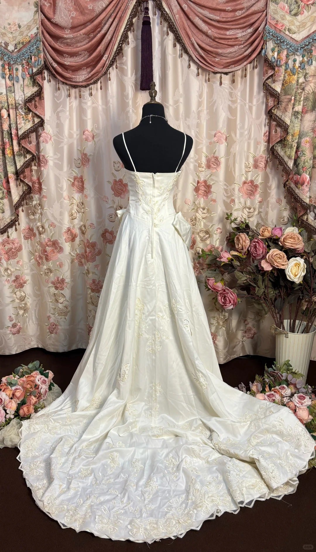 Spaghetti Straps Long Elegant Wedding Dresses Princess Bridal Gown       fg7346