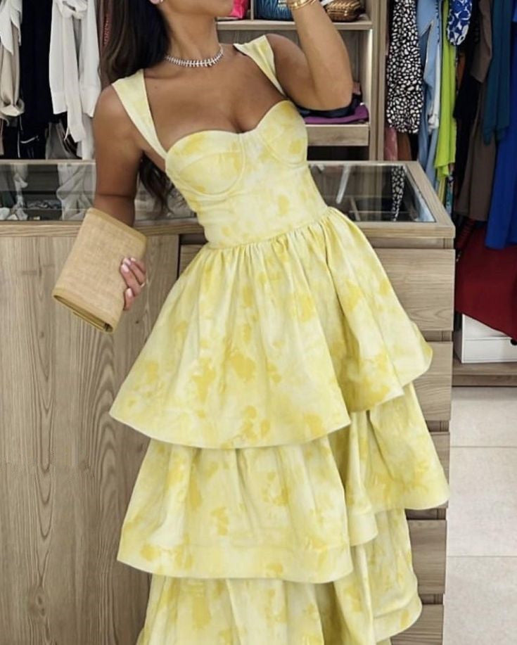 Yellow Dress Fashion Elegant Prom Dresses Vintage Princess Female Evening Party Dress    fg4527