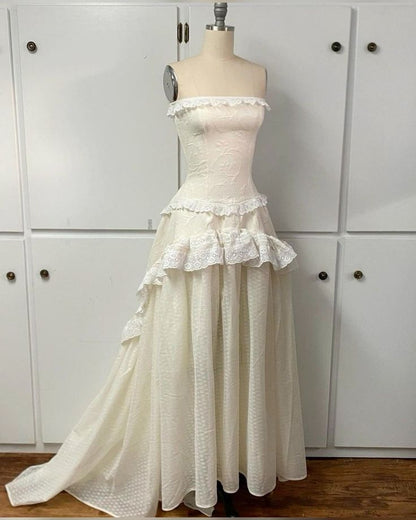 Modest A Line Strapless Lace Sleeveless Ivory Long Prom Dress Evening Dresses        fg7138