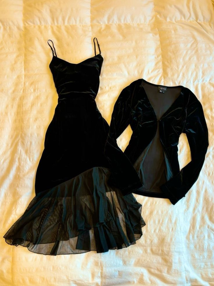 Black Velvet Tiered Cocktail Dress Prom Party Gowns Formal Dresses      fg7231