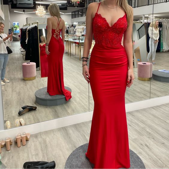 Group USA Prom Dresses Red