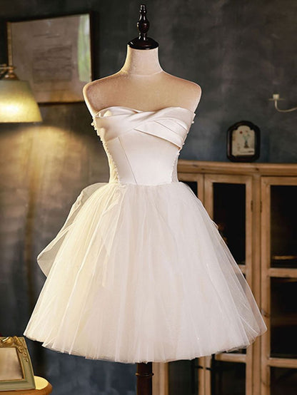 White Sweetheart Neck Tulle Short Prom Dress, Light Champagne Homecoming Dress    fg5385