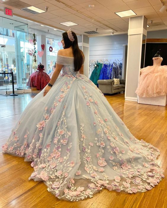 Elegant Blue Ball Gown Quinceanera Prom dresses Applique Lace Sweet 16 Formal Dress      fg4052